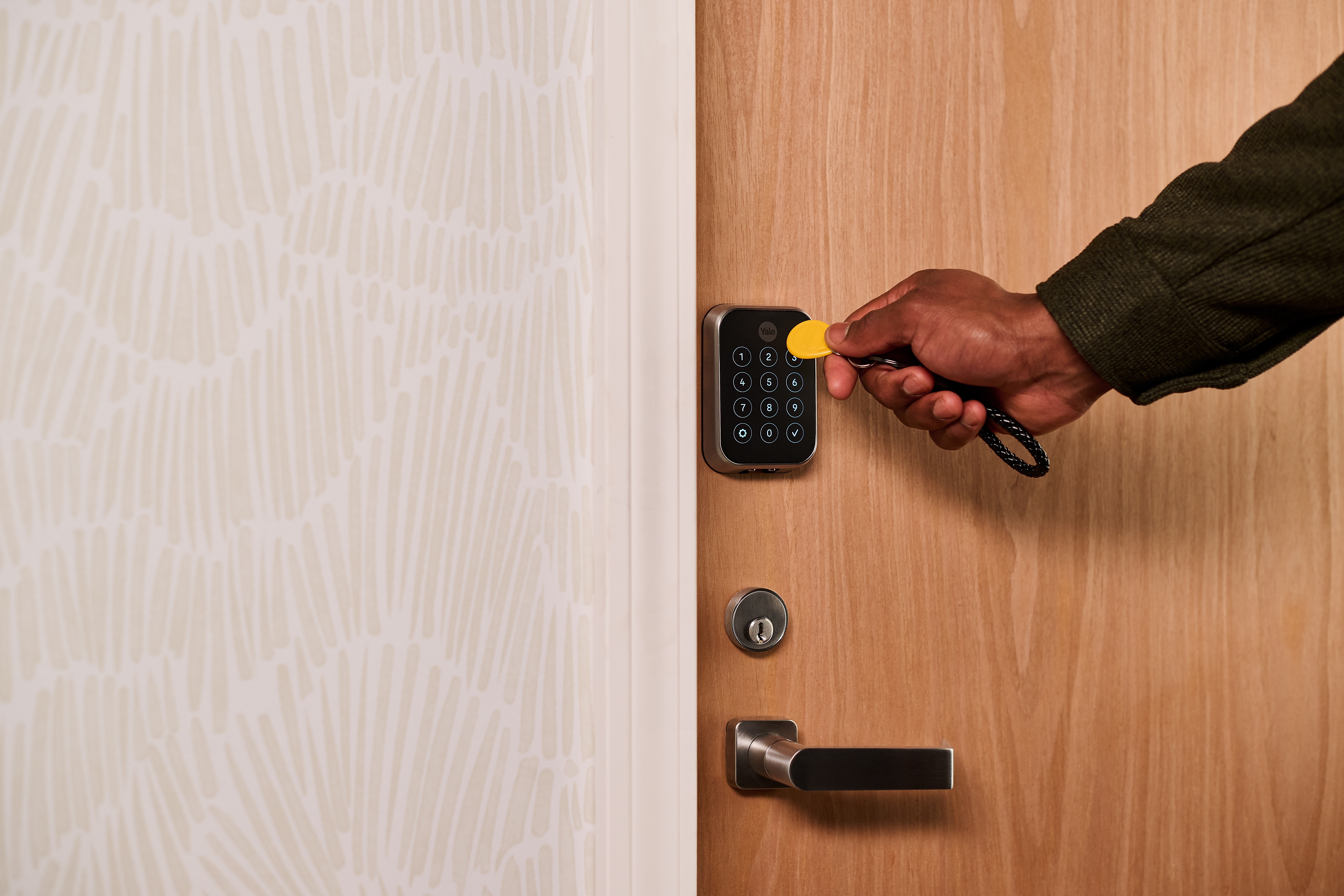 Z-Wave Long Range Multifamily Smart Lock with RFID Access